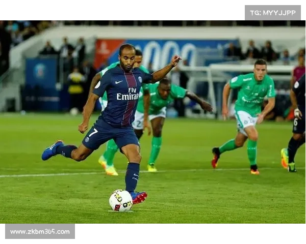 小卢卡斯为何在巴黎长期坐替补阵容激烈战术定位受限成关键原因之