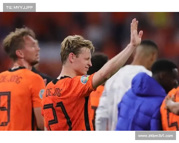 德容在荷兰超级杯中的中场统治力展现与球队胜利的关键作用 德容在荷兰超级杯中的中场统治力展现与球队胜利的关键作用